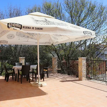 Laura Apartment Pinezici (Krk)